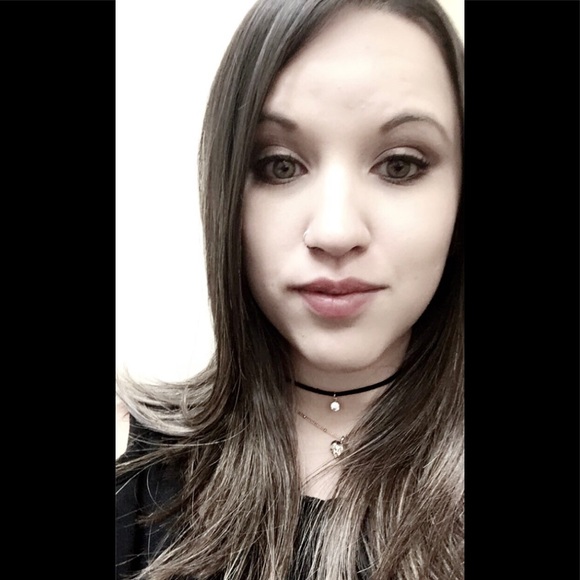 Meet the Posher Other - Meet your Posher, Sarah